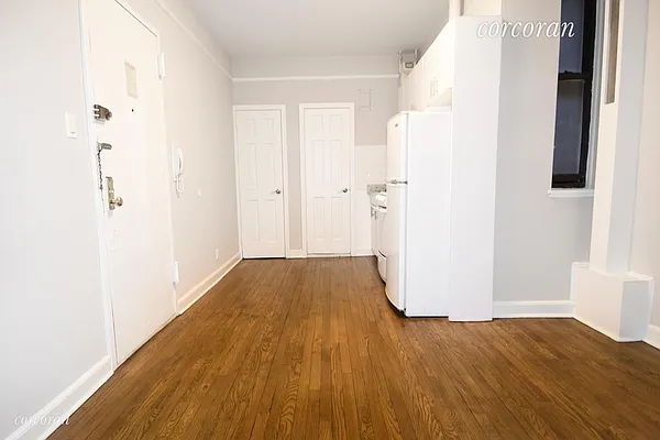 Rented by Corcoran | media 31