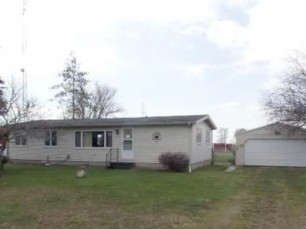 1206 Forester Rd, Deckerville, MI 48427