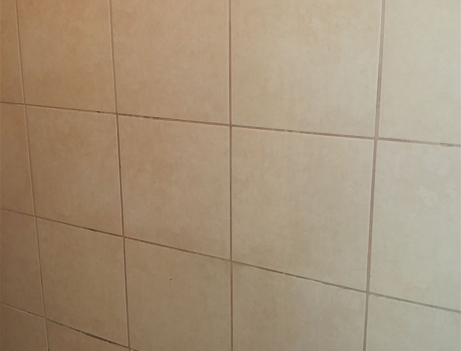 2nd image of 208 W Green St #2