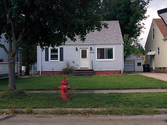 2nd image of 5655 Shawnee Dr