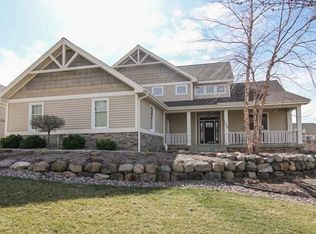 1509 Monticello Ln, Waunakee, WI 53597