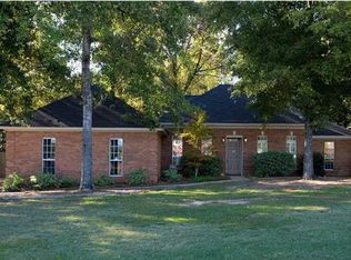 1715 Emerald Mountain Pkwy, Wetumpka, AL 36093