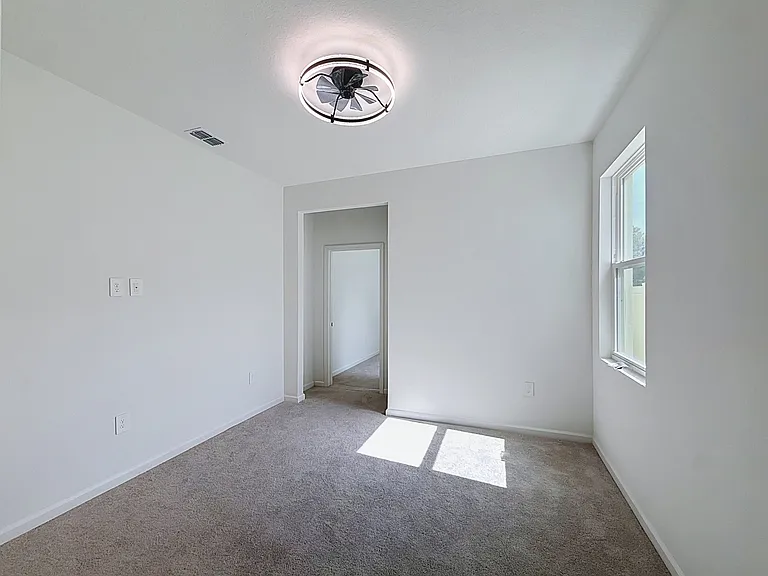 3660 Rolling Ridge Bnd — Photo 8