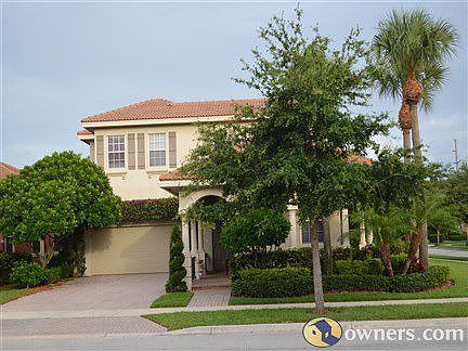 110 Paseos Way