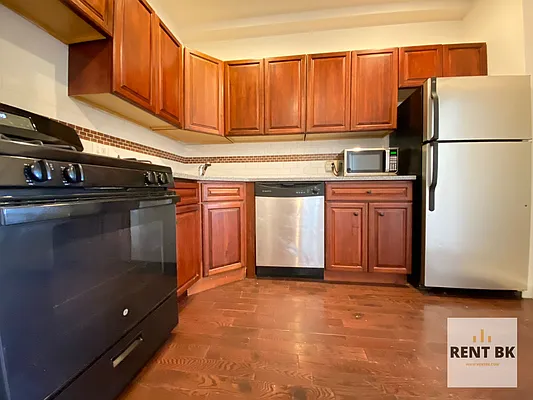 Rented by RENTBK LLC | media 12