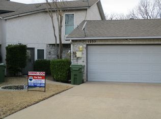 1235 Forest Cove Ln, Garland, TX 75040