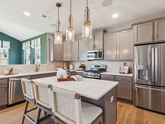 The Oakton - Kitchen