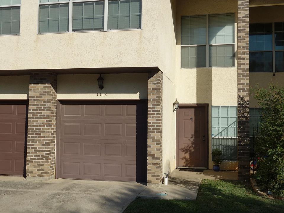 1st image of 1112 White Lake Ct