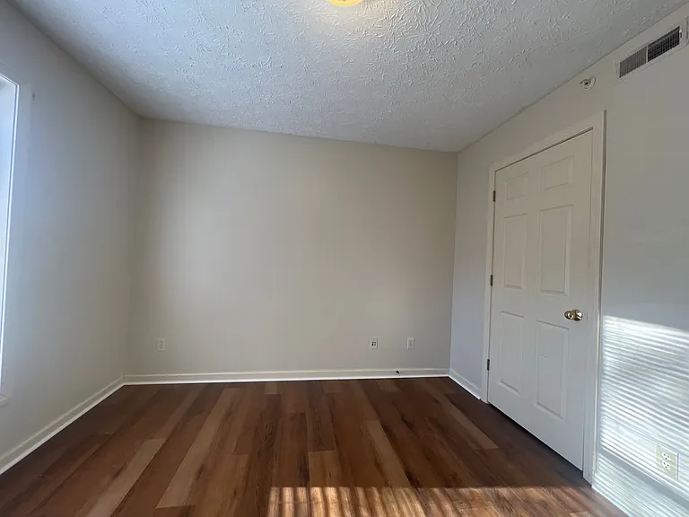 749 Garrison Ave — Photo 18