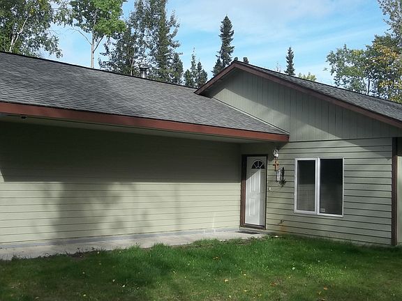 2nd image of 2190 Chateau Ct