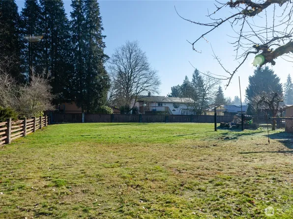 14701 11th Avenue Ct E, Tacoma, WA 98445