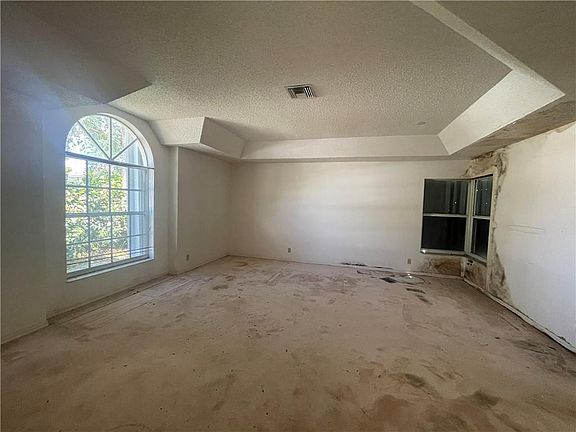 4th image of 6699 Hatteras Drive