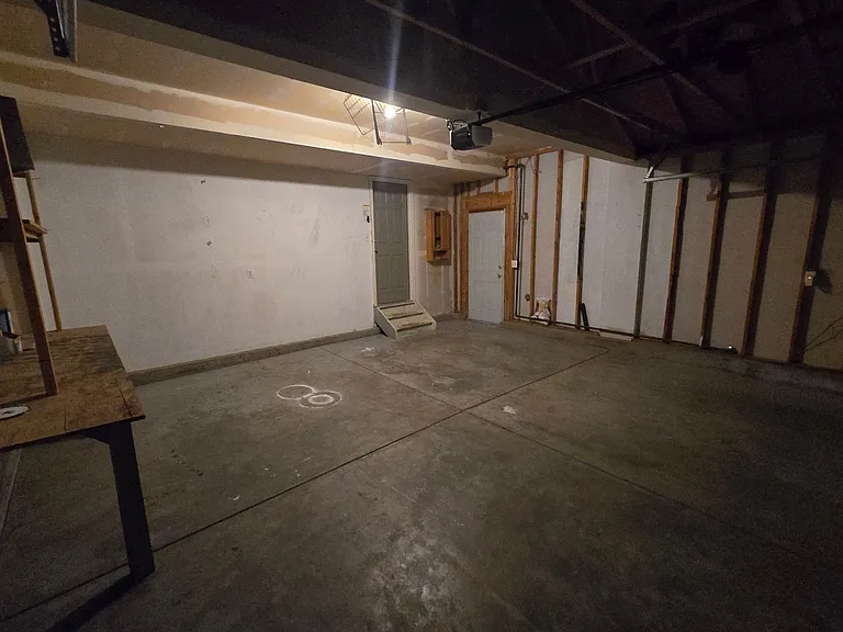 1653 Wagonwheel Dr — Photo 33