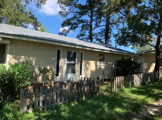 729 Max Deen Dr, Baxley, GA 31513