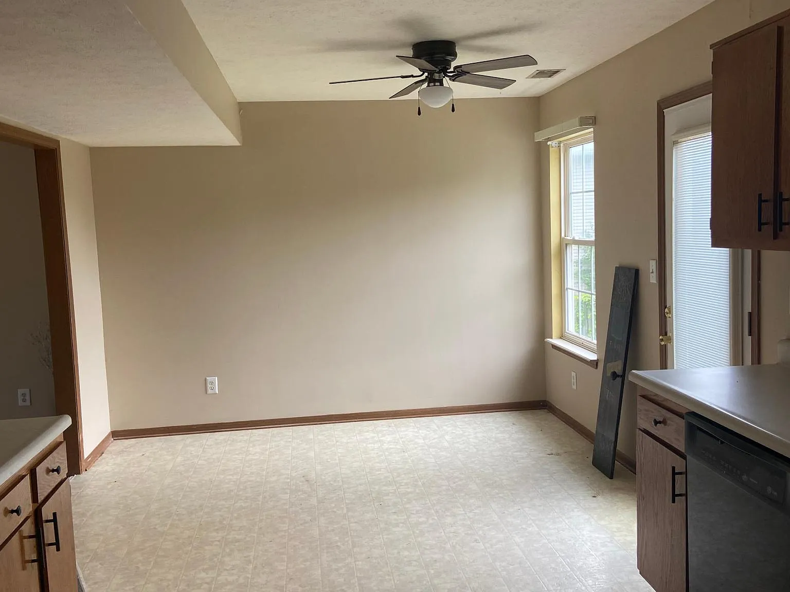 1106 Old Hickory Ct — Photo 4