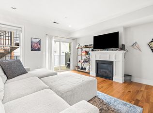 180 Gold St #3, South Boston, MA 02127