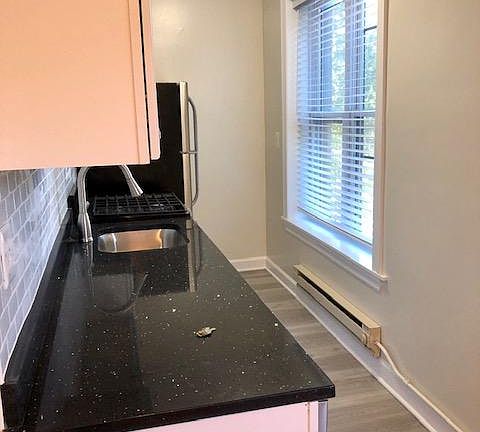 3rd image of 3529 N Wilton Ave
