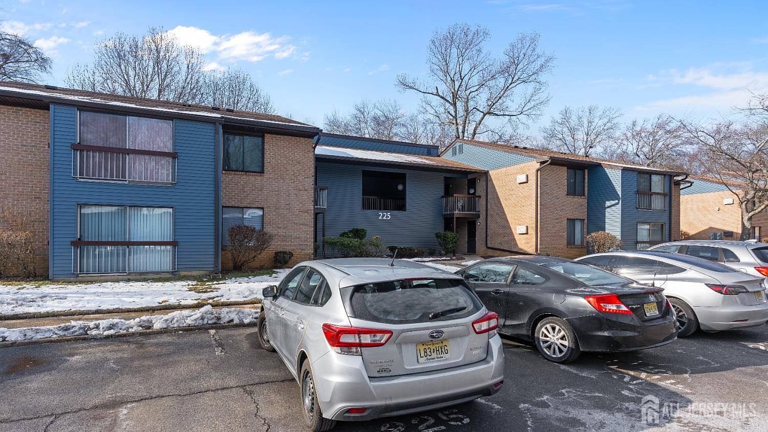 225 Medford Ct Unit G