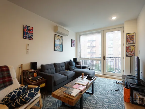 676 New York Avenue image 20 of 27