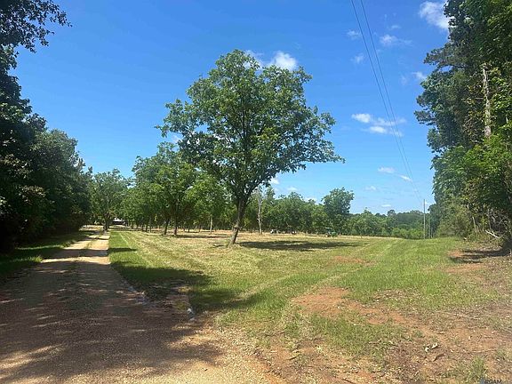 2nd image of 2725 Holly Ridge Rd