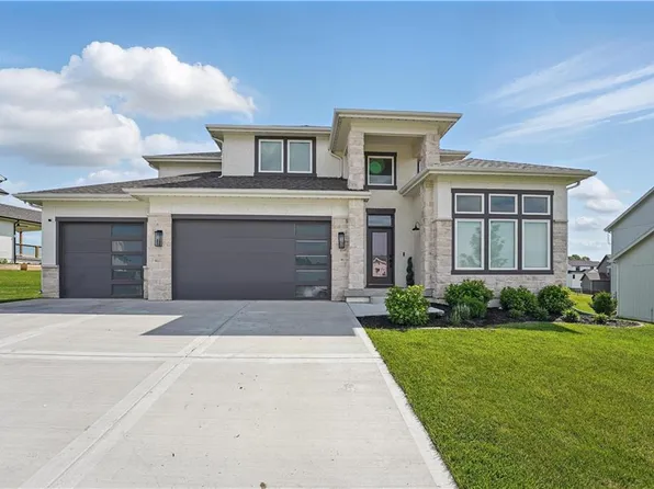 11425 Orchard Dr, Kearney, MO 64060