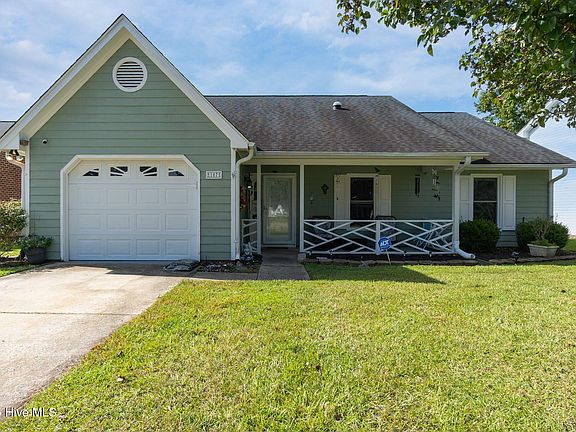 2nd image of 107 S Forest Drive