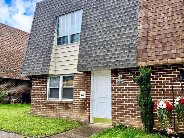 9939 Wingtip Rd, Philadelphia, PA 19115