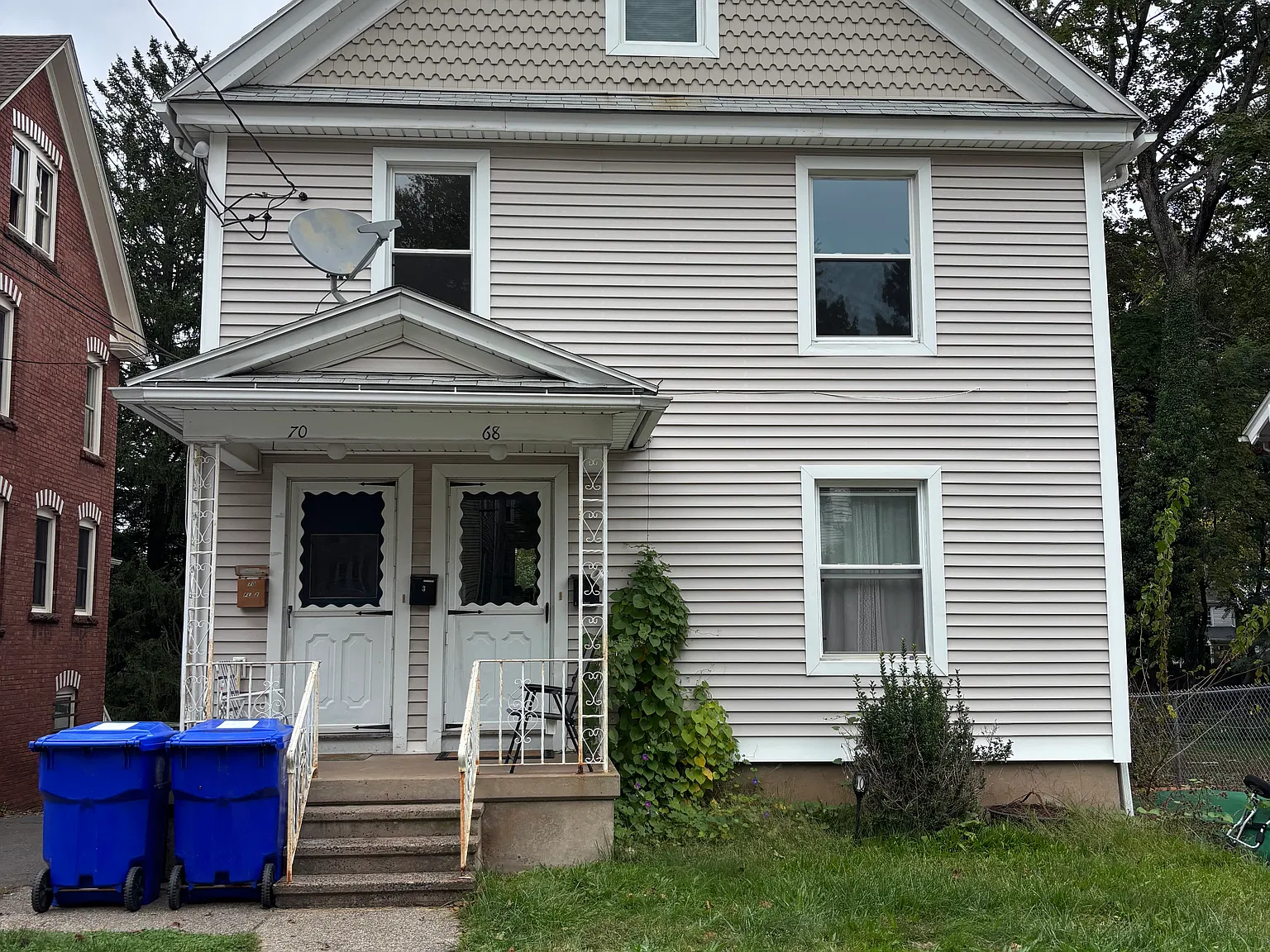 3 bed, 1100 sqft, $2,000 — Photo 1