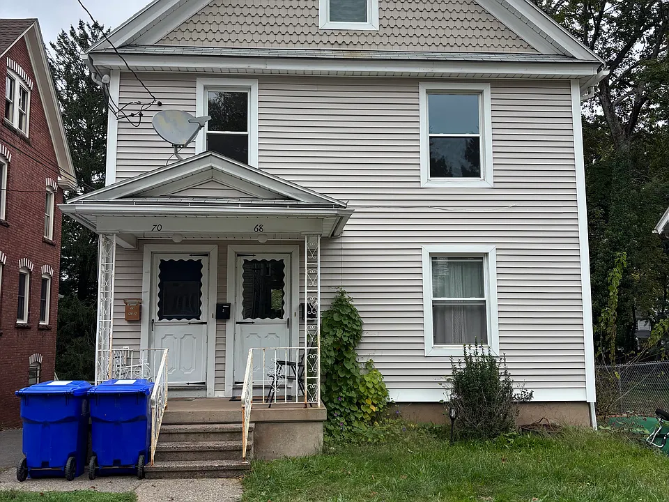 70 Home Ave #2