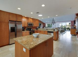 76202 Honeysuckle Dr, Palm Desert, CA 92211