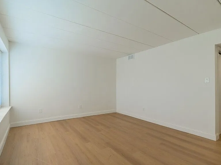 Living Area-Renovated (1BD, 1BA 500SF)
