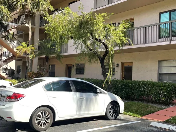 6080 N Sabal Palm Boulevard #103, Tamarac, FL 33319