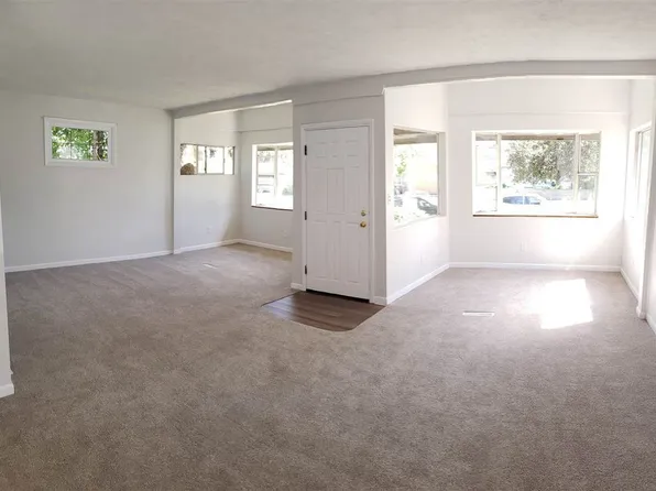 1217 E Indiana Ave, Spokane, WA 99207