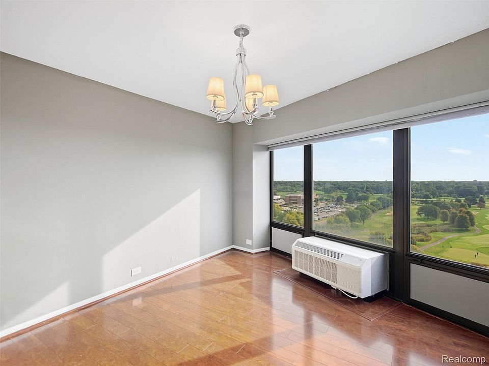 5000 Town Ctr Suite 1503, photo 16