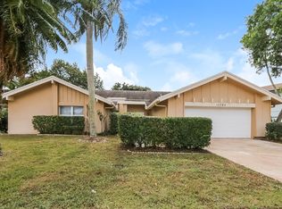 12340 Old Country Rd S, Wellington, FL 33414