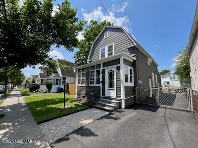 32 Marshall Street, Albany, NY, 12209