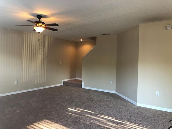 3rd image of 10961 Brickside Ct