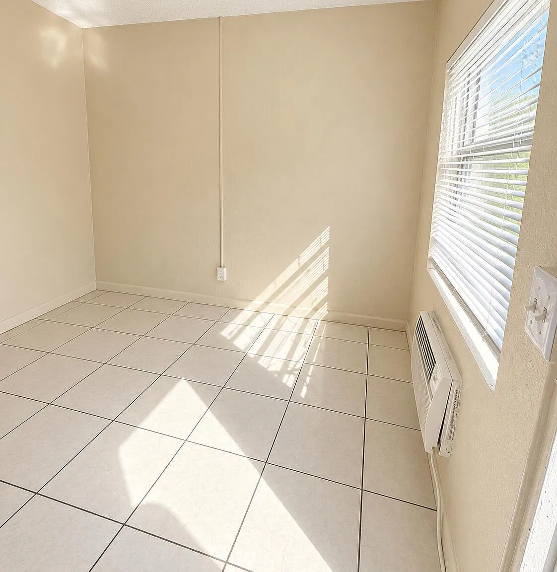 1 bed, 1.0 bath, 680 sqft, $1,275 — Photo 4