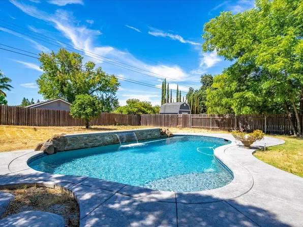 8494 Central Ave, Orangevale, CA 95662