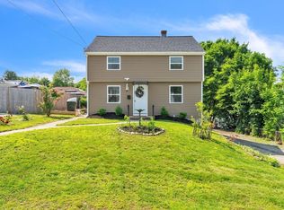 48 Aldrich St, Webster, MA 01570