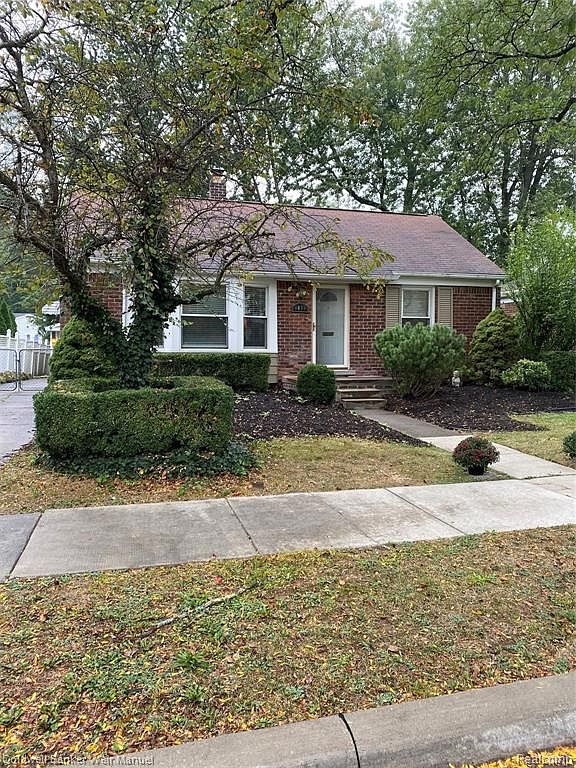 1898 Henrietta St, Birmingham, MI 48009 Zillow