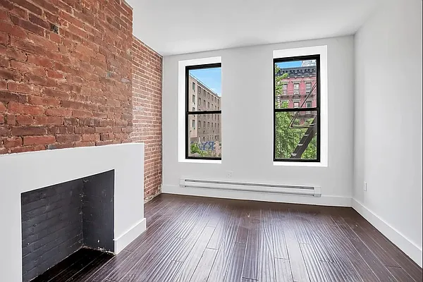 Rented by Douglas Elliman | media 16