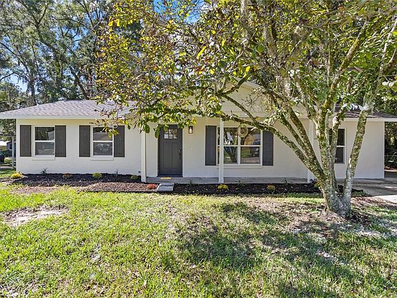 2nd image of 2216 NE 36TH PLACE
