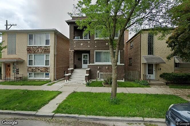 1st image of 2349 N Merrimac Ave #1