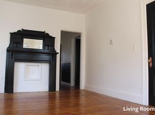 16 Violet St, Providence, RI 02908