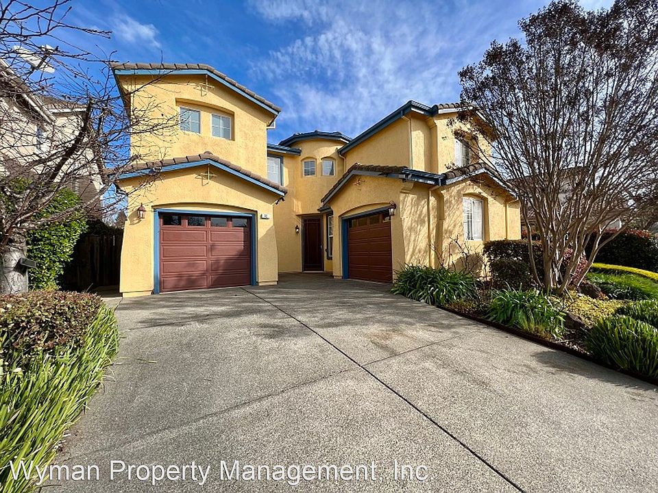 1st image of 46 Summerbrooke Cir