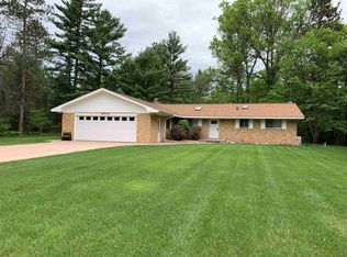 202 N Park Dr, Grayling, MI 49738