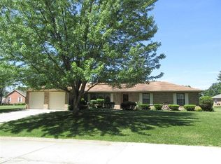 9 Ridge View Cir, Dry Ridge, KY 41035