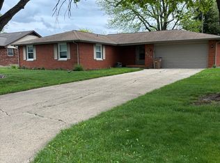 2935 Flintwood Dr, Columbus, IN 47203