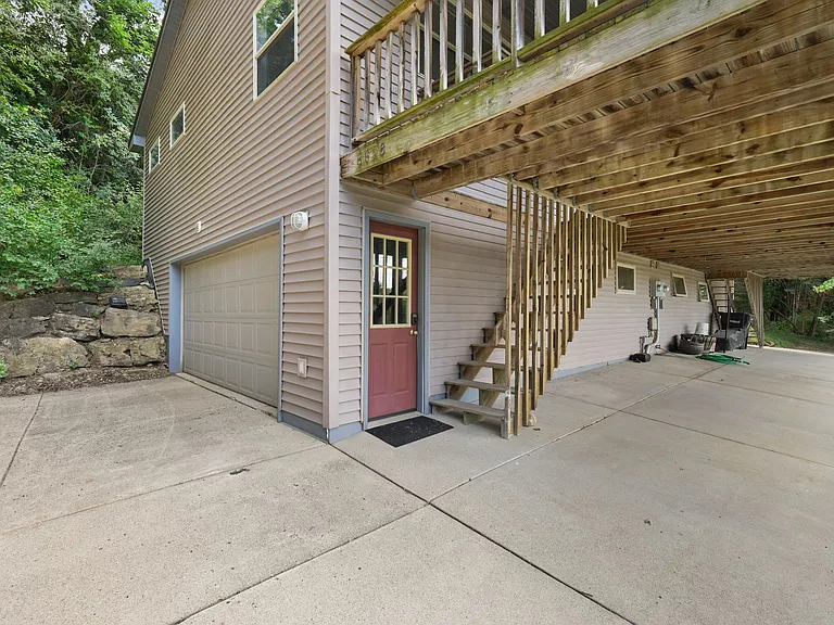 8628 Green St — Photo 8